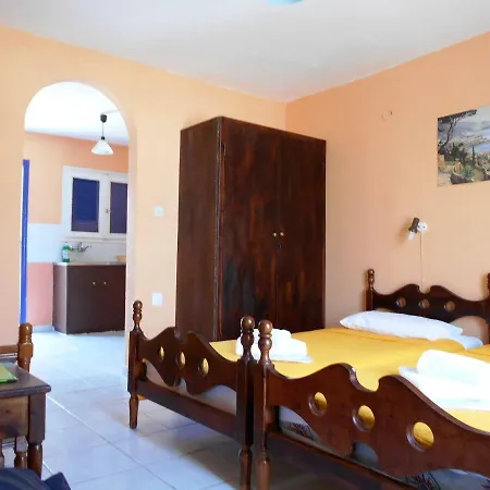 Apartment Piliouris