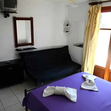Piliouris Apartment *