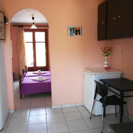 Piliouris Piso Livadi