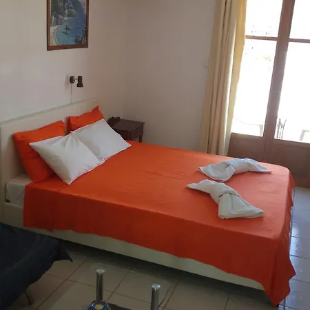 Piliouris Apartment *